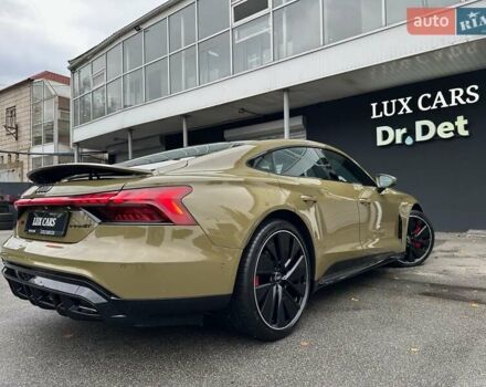 Зеленый Ауди RS e-tron GT, объемом двигателя 0 л и пробегом 27 тыс. км за 71900 $, фото 41 на Automoto.ua