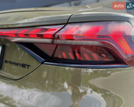 Зеленый Ауди RS e-tron GT, объемом двигателя 0 л и пробегом 20 тыс. км за 70000 $, фото 29 на Automoto.ua