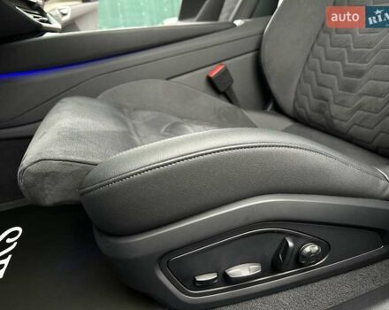 Зеленый Ауди RS e-tron GT, объемом двигателя 0 л и пробегом 27 тыс. км за 71900 $, фото 58 на Automoto.ua