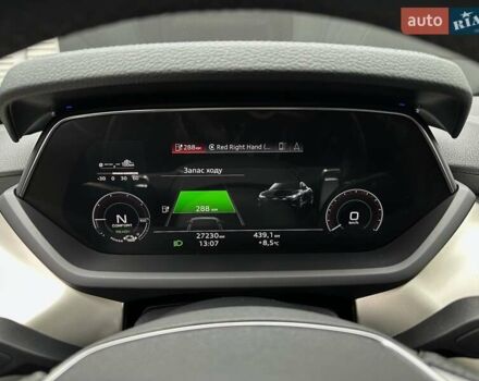 Зеленый Ауди RS e-tron GT, объемом двигателя 0 л и пробегом 27 тыс. км за 71900 $, фото 90 на Automoto.ua