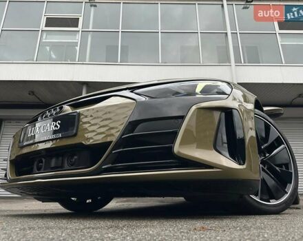 Зеленый Ауди RS e-tron GT, объемом двигателя 0 л и пробегом 27 тыс. км за 71900 $, фото 16 на Automoto.ua