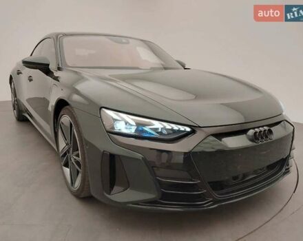 Зелений Ауді RS e-tron GT, об'ємом двигуна 0 л та пробігом 49 тис. км за 75900 $, фото 2 на Automoto.ua