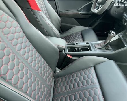 Ауді RS Q3 2022 у Києві на Automoto.ua Ауді RS Q3, об'ємом двигуна 2.48 л та пробігом 7 тис. км за 73250 $, фото 4 на Automoto.ua