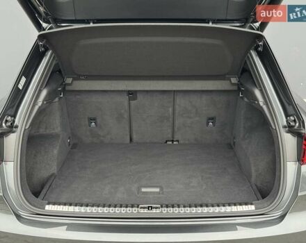 Сірий Ауді RS Q3, об'ємом двигуна 2.48 л та пробігом 48 тис. км за 59000 $, фото 52 на Automoto.ua