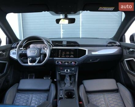 Ауди RS Q3 2021 в Киеве на Automoto.ua Серый Ауди RS Q3, объемом двигателя 2.48 л и пробегом 18 тыс. км за 69000 $, фото 13 на Automoto.ua