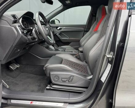 Сірий Ауді RS Q3, об'ємом двигуна 2.48 л та пробігом 48 тис. км за 59000 $, фото 18 на Automoto.ua