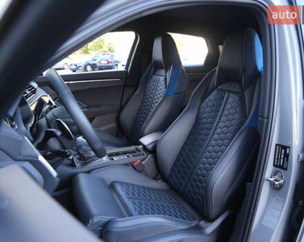 Ауди RS Q3 2021 в Киеве на Automoto.ua Серый Ауди RS Q3, объемом двигателя 2.48 л и пробегом 18 тыс. км за 69000 $, фото 8 на Automoto.ua