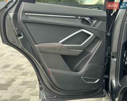 Сірий Ауді RS Q3, об'ємом двигуна 2.48 л та пробігом 48 тис. км за 59000 $, фото 22 на Automoto.ua