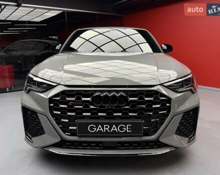 Серый Ауди RS Q3, объемом двигателя 2.5 л и пробегом 8 тыс. км за 96900 $, фото 2 на Automoto.ua
