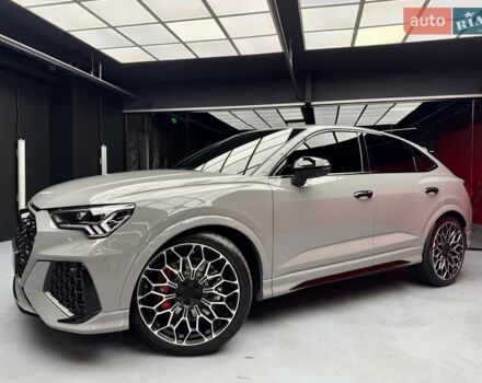 Серый Ауди RS Q3, объемом двигателя 2.5 л и пробегом 8 тыс. км за 96900 $, фото 5 на Automoto.ua