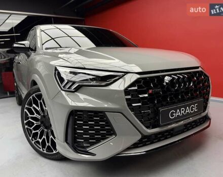 Серый Ауди RS Q3, объемом двигателя 2.5 л и пробегом 8 тыс. км за 96900 $, фото 9 на Automoto.ua