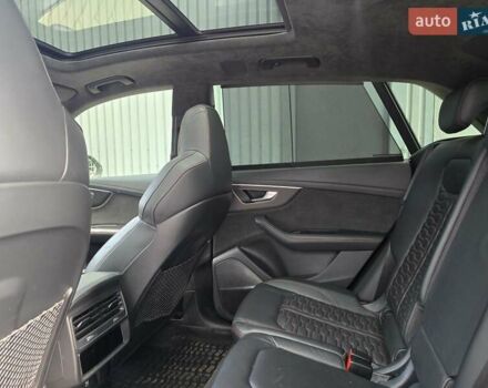 Белый Ауди RS Q8, объемом двигателя 4 л и пробегом 116 тыс. км за 89000 $, фото 14 на Automoto.ua
