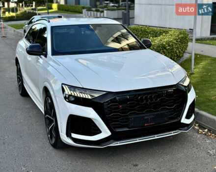 Білий Ауді RS Q8, об'ємом двигуна 4 л та пробігом 82 тис. км за 92500 $, фото 19 на Automoto.ua