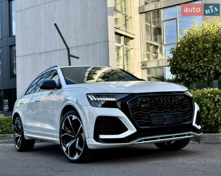 Білий Ауді RS Q8, об'ємом двигуна 4 л та пробігом 82 тис. км за 92500 $, фото 17 на Automoto.ua