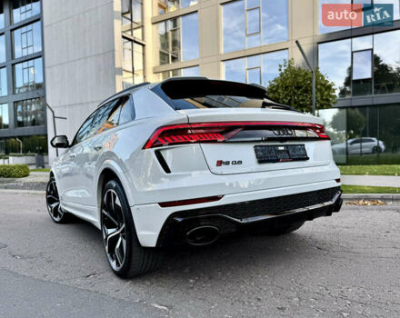 Білий Ауді RS Q8, об'ємом двигуна 4 л та пробігом 82 тис. км за 92500 $, фото 33 на Automoto.ua