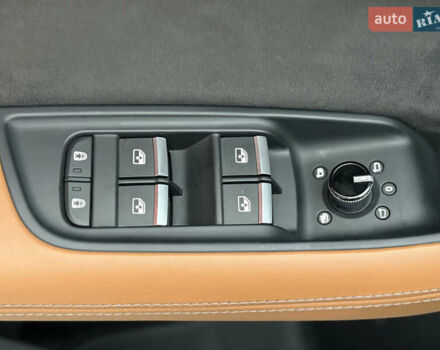 Черный Ауди RS Q8, объемом двигателя 4 л и пробегом 54 тыс. км за 94000 $, фото 56 на Automoto.ua