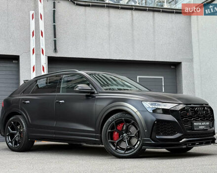 Черный Ауди RS Q8, объемом двигателя 4 л и пробегом 98 тыс. км за 84000 $, фото 3 на Automoto.ua