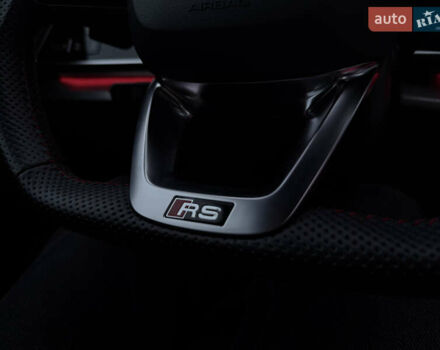 Чорний Ауді RS Q8, об'ємом двигуна 4 л та пробігом 174 тис. км за 76000 $, фото 41 на Automoto.ua