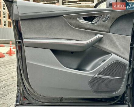 Черный Ауди RS Q8, объемом двигателя 4 л и пробегом 98 тыс. км за 84000 $, фото 51 на Automoto.ua