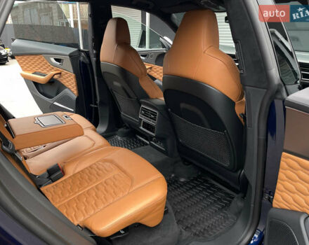 Чорний Ауді RS Q8, об'ємом двигуна 4 л та пробігом 86 тис. км за 93900 $, фото 63 на Automoto.ua