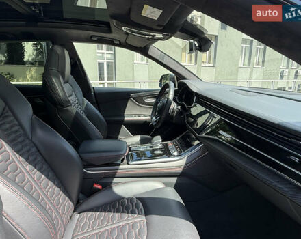 Чорний Ауді RS Q8, об'ємом двигуна 4 л та пробігом 35 тис. км за 115000 $, фото 16 на Automoto.ua