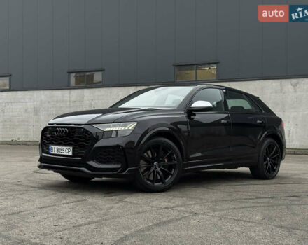Чорний Ауді RS Q8, об'ємом двигуна 4 л та пробігом 174 тис. км за 76000 $, фото 4 на Automoto.ua