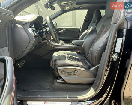 Чорний Ауді RS Q8, об'ємом двигуна 4 л та пробігом 35 тис. км за 115000 $, фото 13 на Automoto.ua