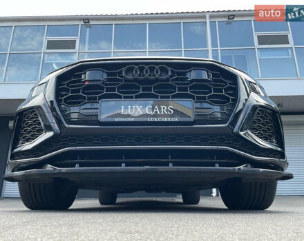 Чорний Ауді RS Q8, об'ємом двигуна 4 л та пробігом 86 тис. км за 93900 $, фото 4 на Automoto.ua