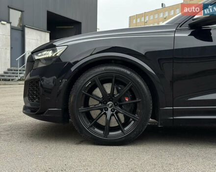 Чорний Ауді RS Q8, об'ємом двигуна 4 л та пробігом 174 тис. км за 76000 $, фото 14 на Automoto.ua