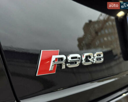 Чорний Ауді RS Q8, об'ємом двигуна 4 л та пробігом 174 тис. км за 76000 $, фото 22 на Automoto.ua