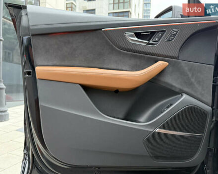 Черный Ауди RS Q8, объемом двигателя 4 л и пробегом 54 тыс. км за 94000 $, фото 55 на Automoto.ua