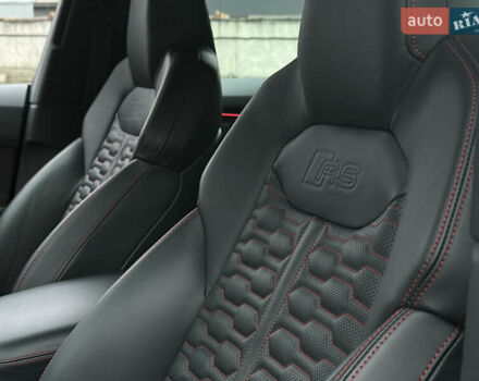 Чорний Ауді RS Q8, об'ємом двигуна 4 л та пробігом 174 тис. км за 76000 $, фото 36 на Automoto.ua