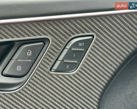 Черный Ауди RS Q8, объемом двигателя 4 л и пробегом 98 тыс. км за 84000 $, фото 53 на Automoto.ua