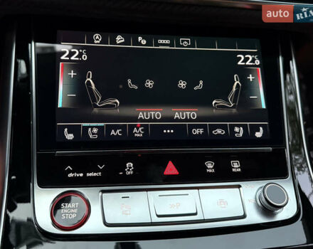 Черный Ауди RS Q8, объемом двигателя 4 л и пробегом 54 тыс. км за 94000 $, фото 79 на Automoto.ua