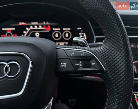 Чорний Ауді RS Q8, об'ємом двигуна 4 л та пробігом 174 тис. км за 76000 $, фото 39 на Automoto.ua