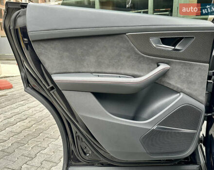 Черный Ауди RS Q8, объемом двигателя 4 л и пробегом 98 тыс. км за 84000 $, фото 58 на Automoto.ua