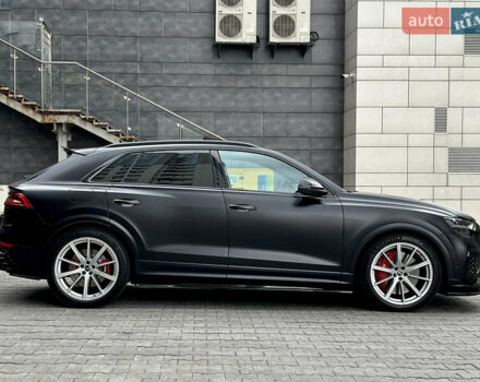 Чорний Ауді RS Q8, об'ємом двигуна 4 л та пробігом 97 тис. км за 85000 $, фото 13 на Automoto.ua