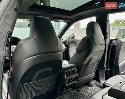 Черный Ауди RS Q8, объемом двигателя 4 л и пробегом 98 тыс. км за 84000 $, фото 47 на Automoto.ua