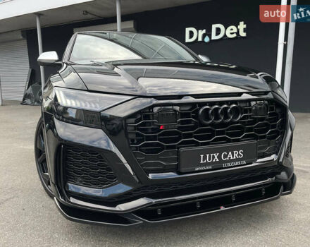 Чорний Ауді RS Q8, об'ємом двигуна 4 л та пробігом 86 тис. км за 93900 $, фото 29 на Automoto.ua