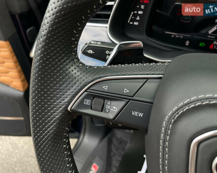 Чорний Ауді RS Q8, об'ємом двигуна 4 л та пробігом 86 тис. км за 93900 $, фото 48 на Automoto.ua