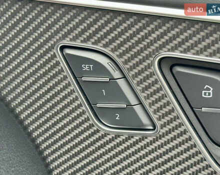 Черный Ауди RS Q8, объемом двигателя 4 л и пробегом 98 тыс. км за 84000 $, фото 56 на Automoto.ua