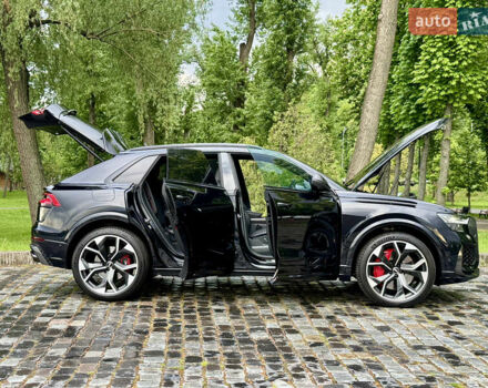 Чорний Ауді RS Q8, об'ємом двигуна 4 л та пробігом 90 тис. км за 89999 $, фото 137 на Automoto.ua