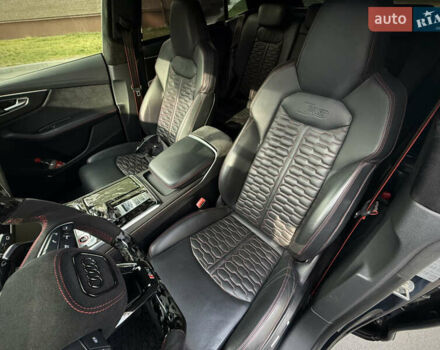 Ауді RS Q8 2021 у Чернігові на Automoto.ua Чорний Ауді RS Q8, об'ємом двигуна 4 л та пробігом 58 тис. км за 120000 $, фото 22 на Automoto.ua