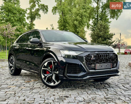 Чорний Ауді RS Q8, об'ємом двигуна 4 л та пробігом 90 тис. км за 89999 $, фото 168 на Automoto.ua