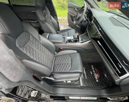 Чорний Ауді RS Q8, об'ємом двигуна 4 л та пробігом 90 тис. км за 89999 $, фото 30 на Automoto.ua