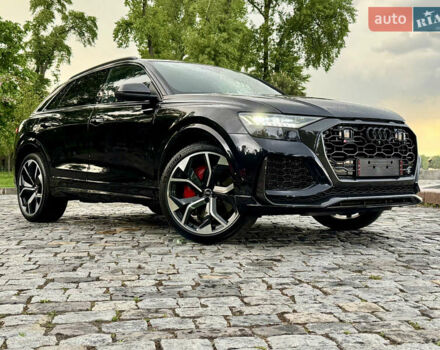 Чорний Ауді RS Q8, об'ємом двигуна 4 л та пробігом 90 тис. км за 89999 $, фото 166 на Automoto.ua