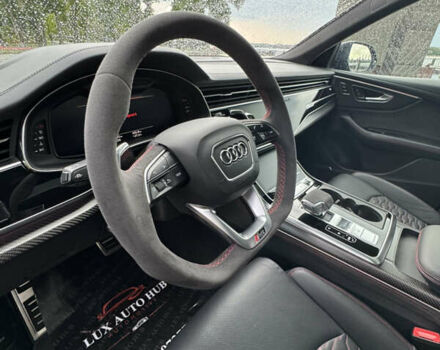 Чорний Ауді RS Q8, об'ємом двигуна 4 л та пробігом 90 тис. км за 89999 $, фото 67 на Automoto.ua