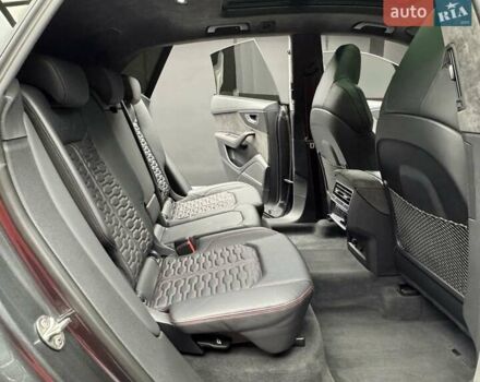 Чорний Ауді RS Q8, об'ємом двигуна 4 л та пробігом 45 тис. км за 107700 $, фото 57 на Automoto.ua