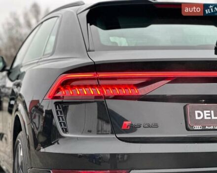 Чорний Ауді RS Q8, об'ємом двигуна 4 л та пробігом 45 тис. км за 99900 $, фото 8 на Automoto.ua