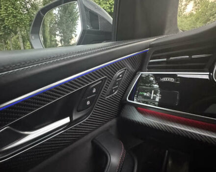 Чорний Ауді RS Q8, об'ємом двигуна 4 л та пробігом 90 тис. км за 89999 $, фото 176 на Automoto.ua